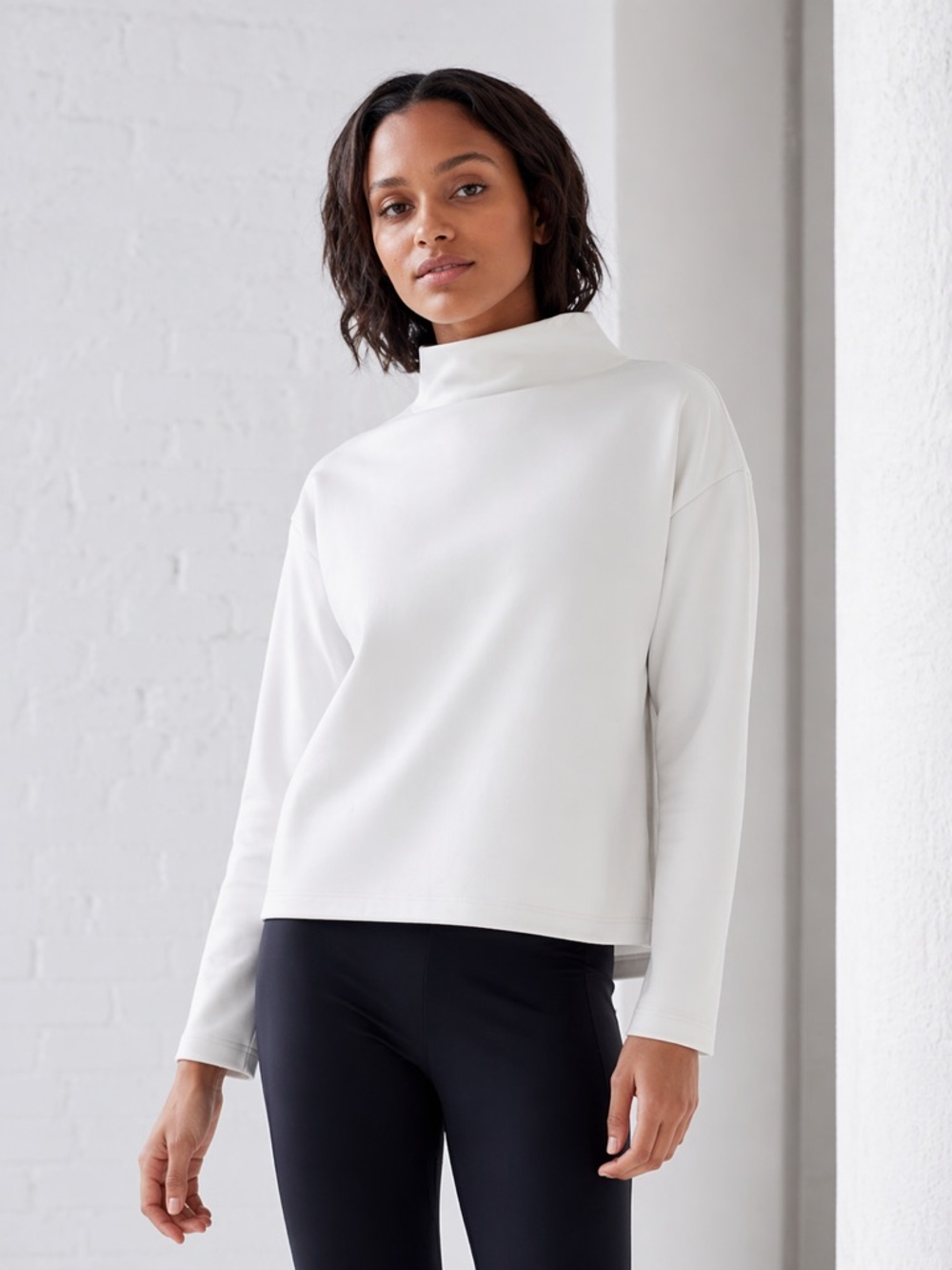 ADAY Like A Boss White Mock Neck Mesh Back Pullover Athleisure Medium M